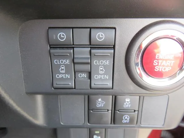 Toyota ROOMY CUSTOM G 2022 — миниатюра 2
