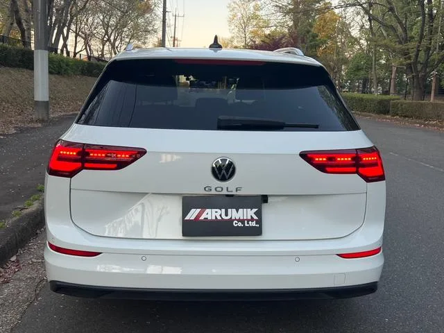 Volkswagen GOLF VARIANT TDI ACTIVE ADVANCE 2023 — миниатюра 3