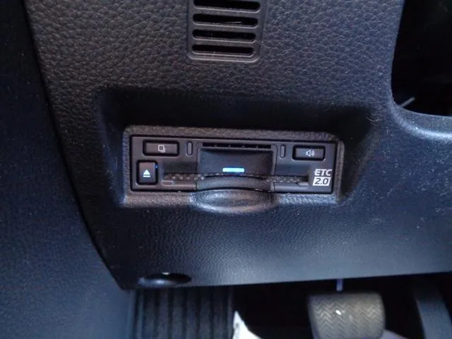 Toyota NOAH HYBRID S-Z 2025 — миниатюра 3