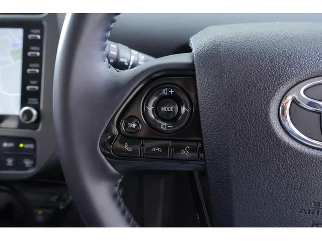 Toyota Prius A TOURING SELECTION BLACK EDITION 2022 — миниатюра 5