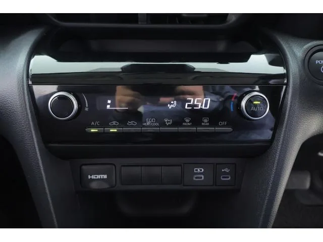 Toyota YARIS CROSS HYBRID G 2024 — миниатюра 5