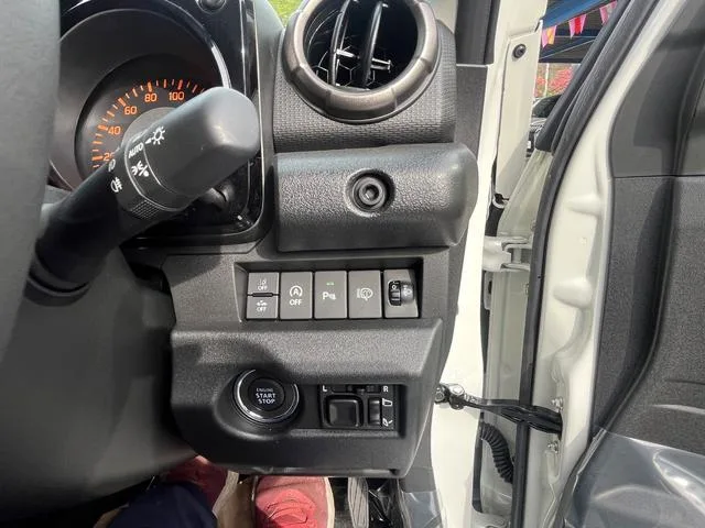 Suzuki JIMNY NOMADE FC 2026 — миниатюра 4