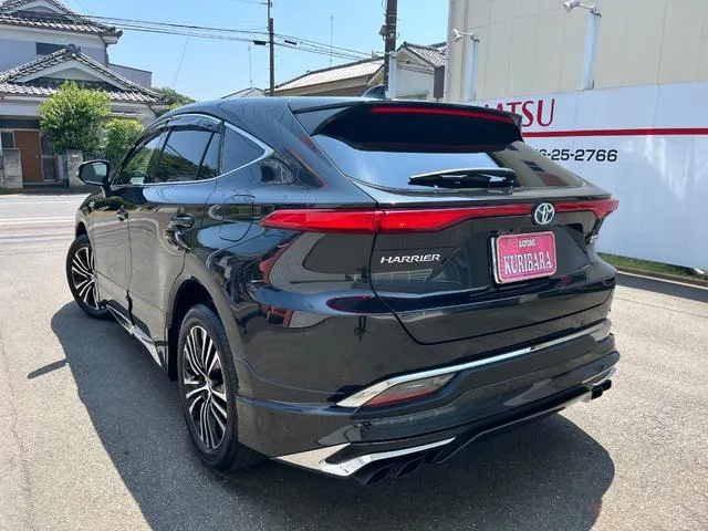 Toyota HARRIER PHEV Z 2023 — миниатюра 4