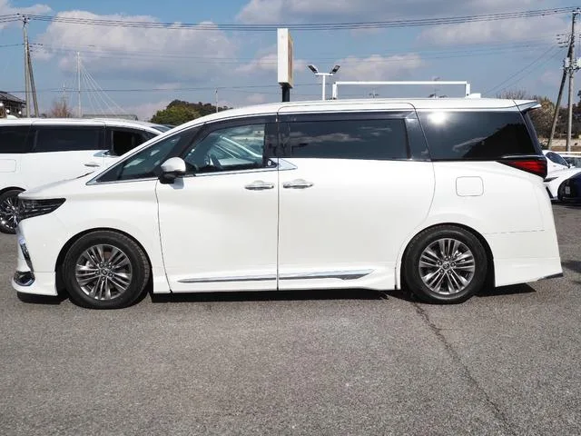 Toyota ALPHARD HYBRID Z 2023 — миниатюра 3
