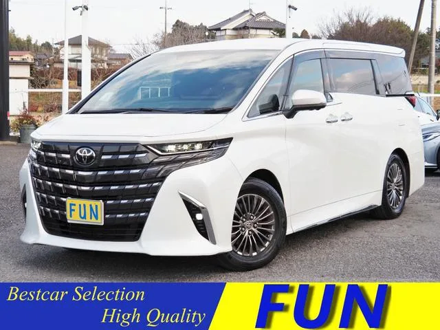 Toyota ALPHARD HYBRID EXECUTIVE LOUNGE 2023 — фото 1, купить с доставкой в Москву