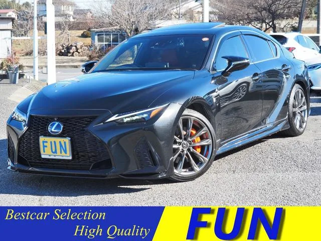 Lexus IS IS300H F SPORT 2022 — фото 1, купить с доставкой в Москву