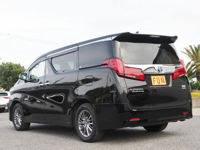 Toyota ALPHARD HYBRID EXECUTIVE LOUNGE 2023 — миниатюра 4