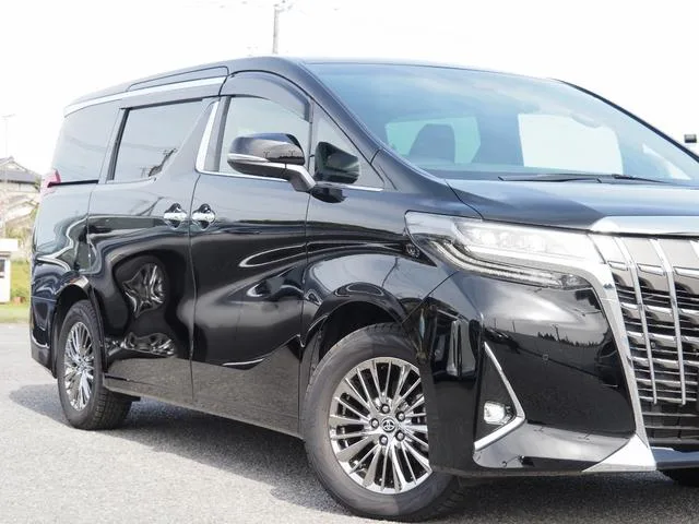 Toyota ALPHARD HYBRID EXECUTIVE LOUNGE 2023 — миниатюра 5