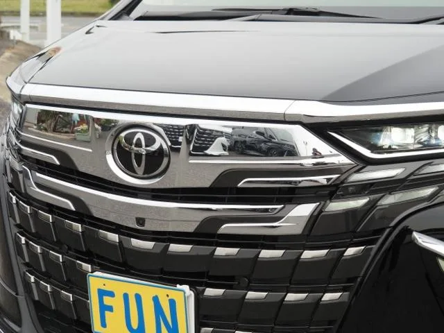 Toyota ALPHARD HYBRID EXECUTIVE LOUNGE 2024 — миниатюра 4