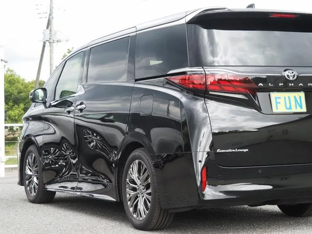 Toyota ALPHARD PHEV EXECUTIVE LOUNGE 2025 — миниатюра 3