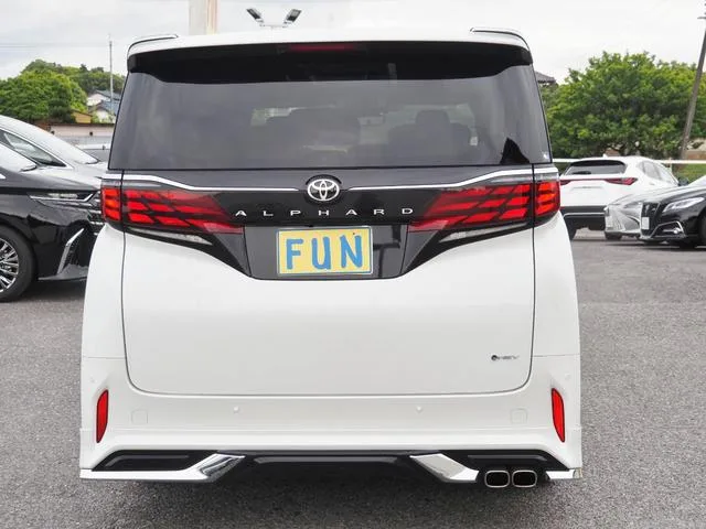 Toyota ALPHARD HYBRID Z 2024 — миниатюра 2
