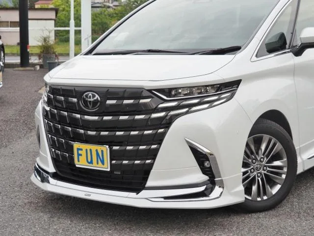 Toyota ALPHARD HYBRID Z 2024 — миниатюра 3