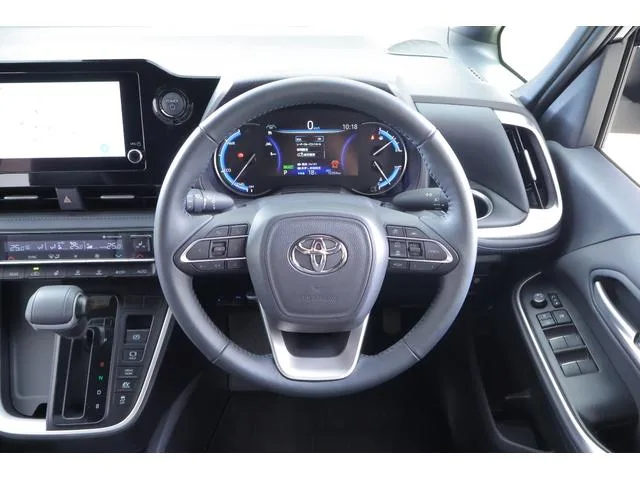 Toyota VOXY HYBRID S-Z 2024 — миниатюра 3