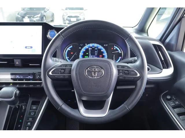 Toyota VOXY HYBRID S-Z 2022 — миниатюра 3