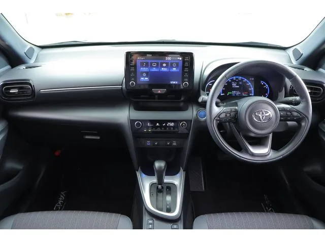Toyota YARIS CROSS HYBRID Z 2023 — миниатюра 4