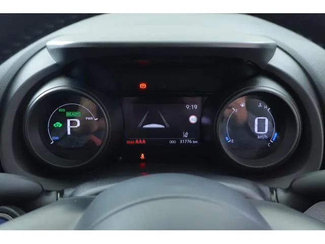 Toyota YARIS CROSS HYBRID G 2022 — миниатюра 5