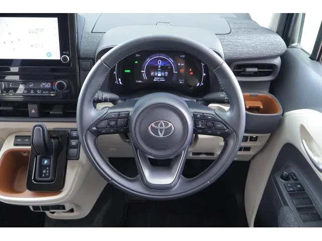 Toyota SIENTA HYBRID Z 2022 — миниатюра 3