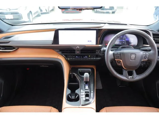 Toyota CROWN SPORT Z 2024 — миниатюра 2