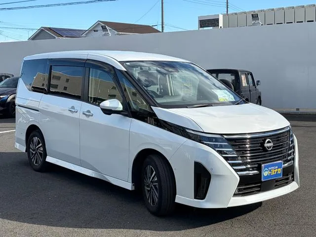 Nissan SERENA E-POWER HIGHWAY STAR V 2024 — миниатюра 2