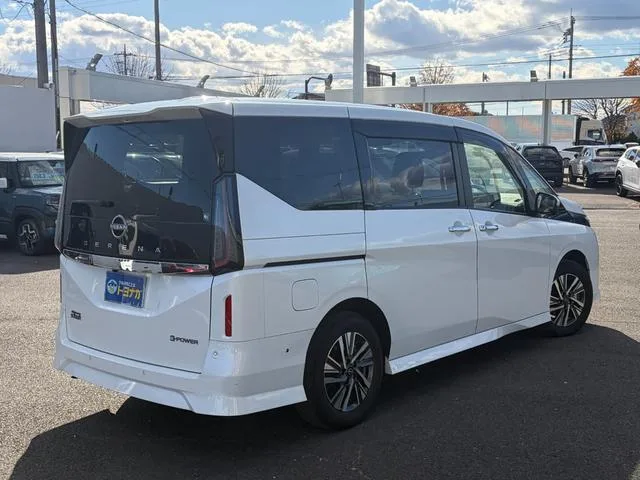 Nissan SERENA E-POWER HIGHWAY STAR V 2024 — миниатюра 3