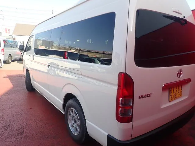 Toyota HIACE COMMUTER SUPER LONG GL 2025 — миниатюра 3