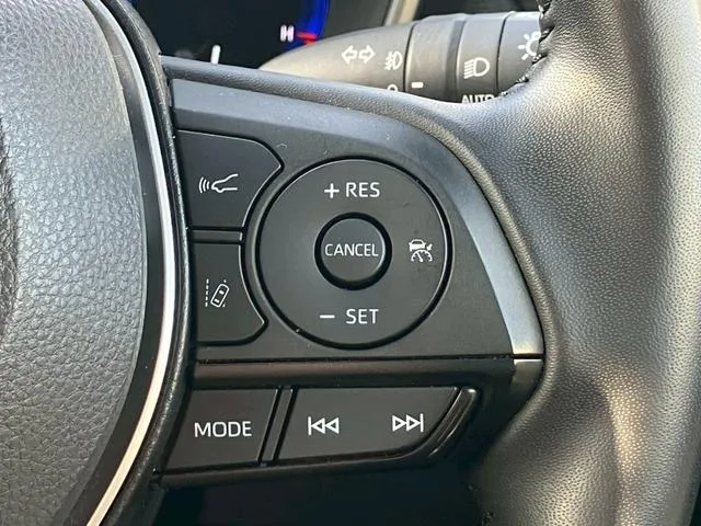 Toyota COROLLA CROSS HYBRID Z 2023 — миниатюра 5