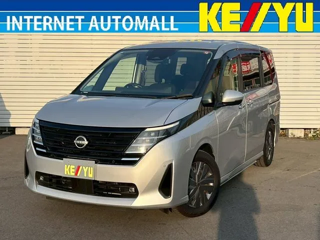 Nissan SERENA E-POWER XV 2023 — фото 1, купить с доставкой в Москву