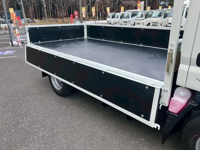 Mitsubishi Fuso CANTER 2026 — миниатюра 4
