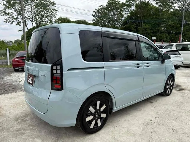 Honda FREED E:HEV AIR EX 2024 — миниатюра 3