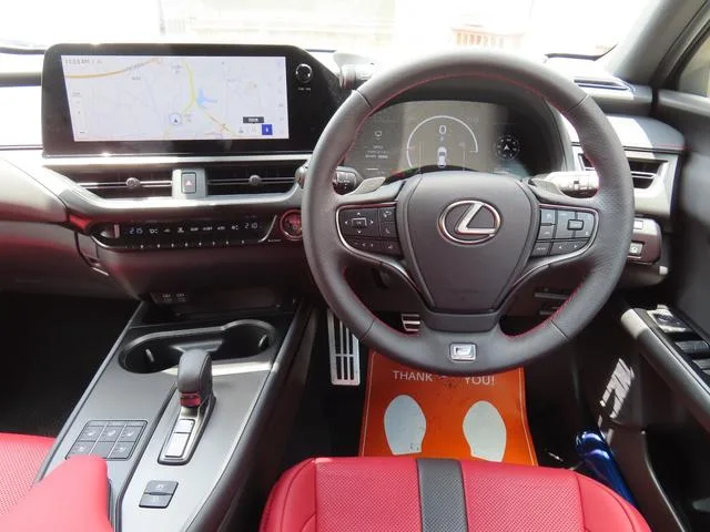 Lexus UX UX300H F SPORT 2025 — миниатюра 3
