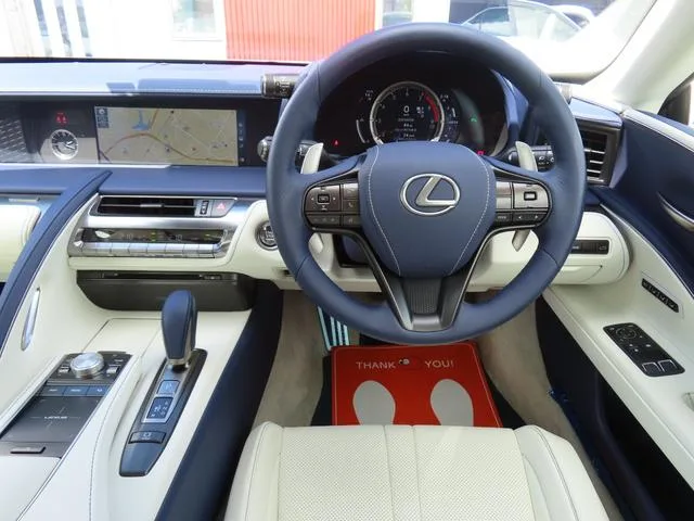 Lexus LC LC500 CONVERTIBLE 2023 — миниатюра 4