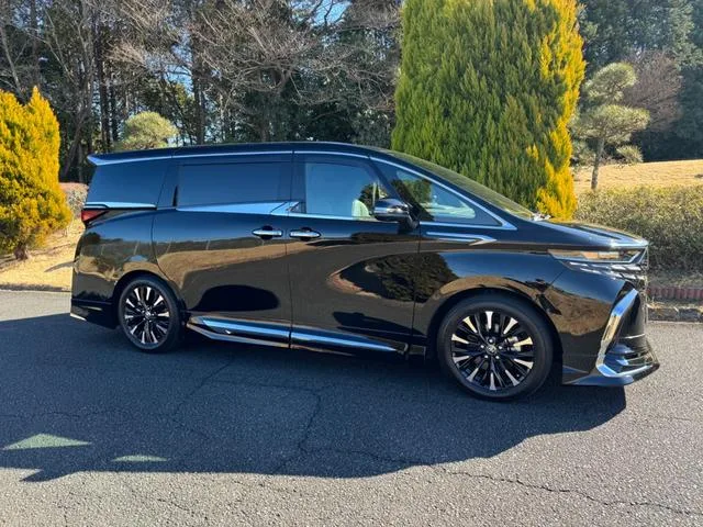 Toyota ALPHARD HYBRID Z 2024 — миниатюра 2