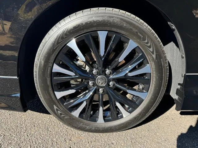 Toyota ALPHARD HYBRID Z 2024 — миниатюра 3