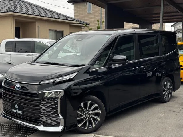 Toyota VOXY S-Z 2023 — миниатюра 2