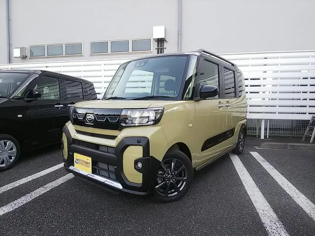 Daihatsu TANTO FUN CR0SS 2025 — миниатюра 3