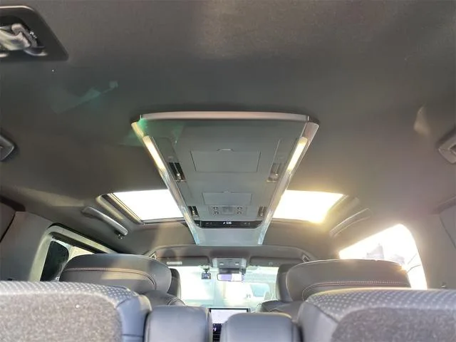 Toyota ALPHARD HYBRID Z 2024 — миниатюра 4