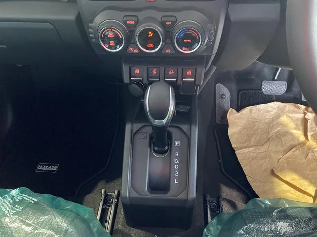 Suzuki JIMNY NOMADE FC 2025 — миниатюра 3