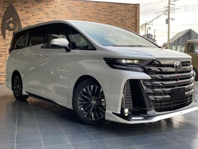 Toyota VELLFIRE HYBRID Z PREMIER 2024 — фото 1, купить с доставкой в Москву