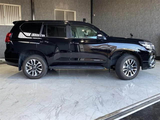 Toyota LAND CRUISER PRADO TX L PACKAGE 2023 — миниатюра 2