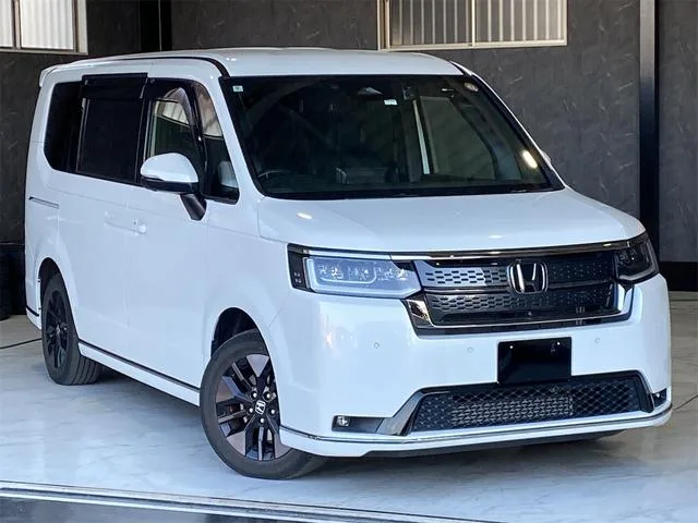 Honda STEPWAGON SPADA 2024 — фото 1, купить с доставкой в Москву