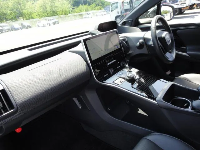 Toyota Bz4X Z 2024 — миниатюра 5