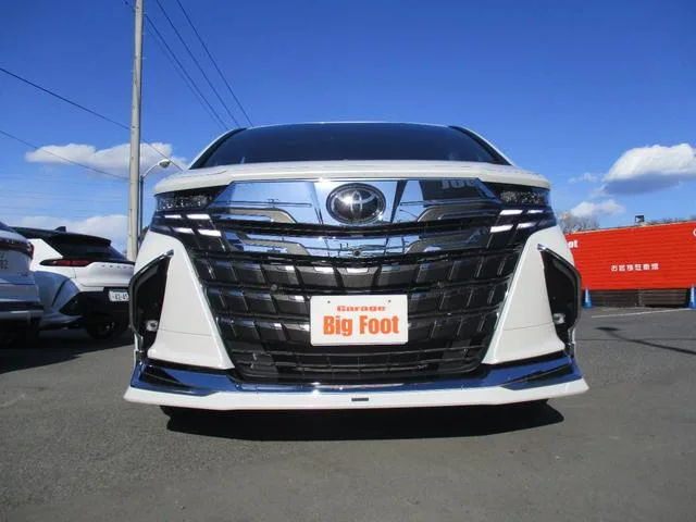 Toyota ALPHARD HYBRID EXECUTIVE LOUNGE 2023 — миниатюра 2