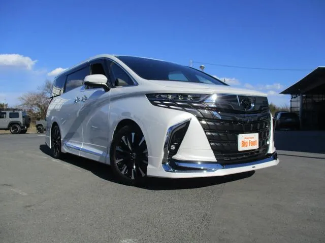 Toyota ALPHARD HYBRID EXECUTIVE LOUNGE 2023 — миниатюра 3