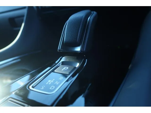 Toyota ALPHARD HYBRID EXECUTIVE LOUNGE 2023 — миниатюра 5