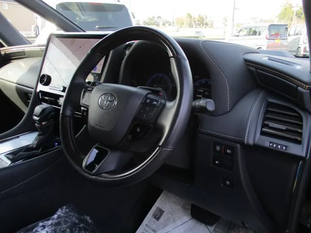 Toyota Alphard Z 2023 — миниатюра 3