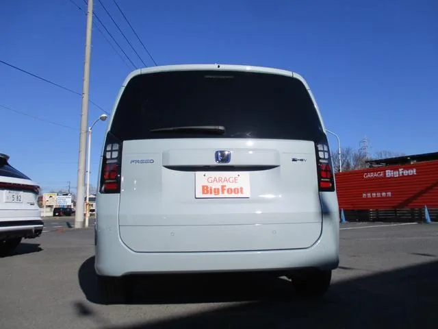 Honda FREED E:HEV AIR 2024 — миниатюра 4