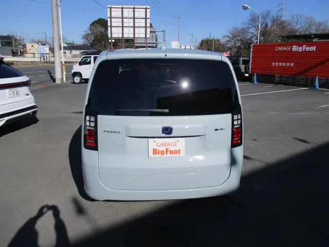 Honda FREED E:HEV AIR 2024 — миниатюра 5