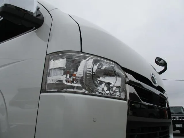 Toyota HIACE VAN SUPER GL DARK PRIME II 2022 — миниатюра 4