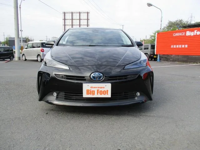 Toyota PRIUS S TOURING SELECTION BLACK EDITION 2022 — миниатюра 2