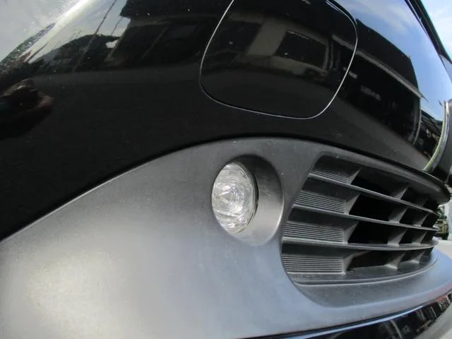 Toyota PRIUS S TOURING SELECTION BLACK EDITION 2022 — миниатюра 4